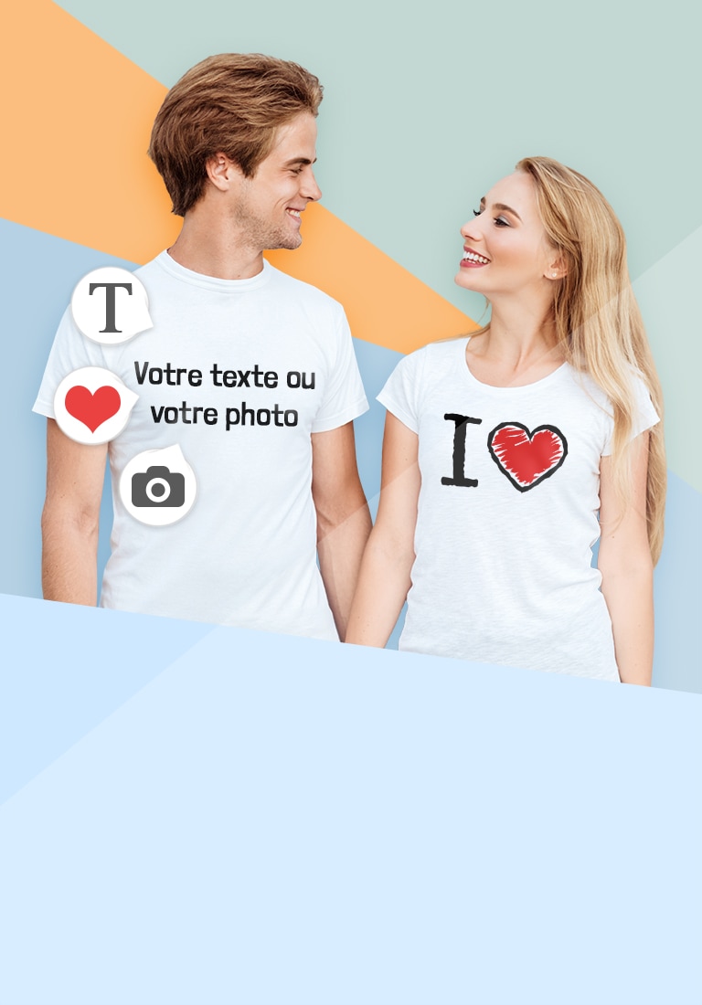 Jeune couple en T-shirt avec leur propre design